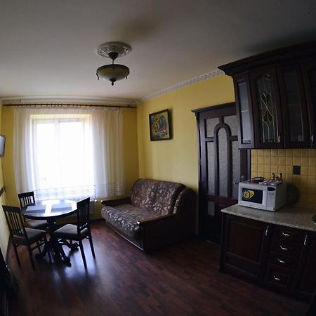 3-Room Apartments In Central City Львов Экстерьер фото