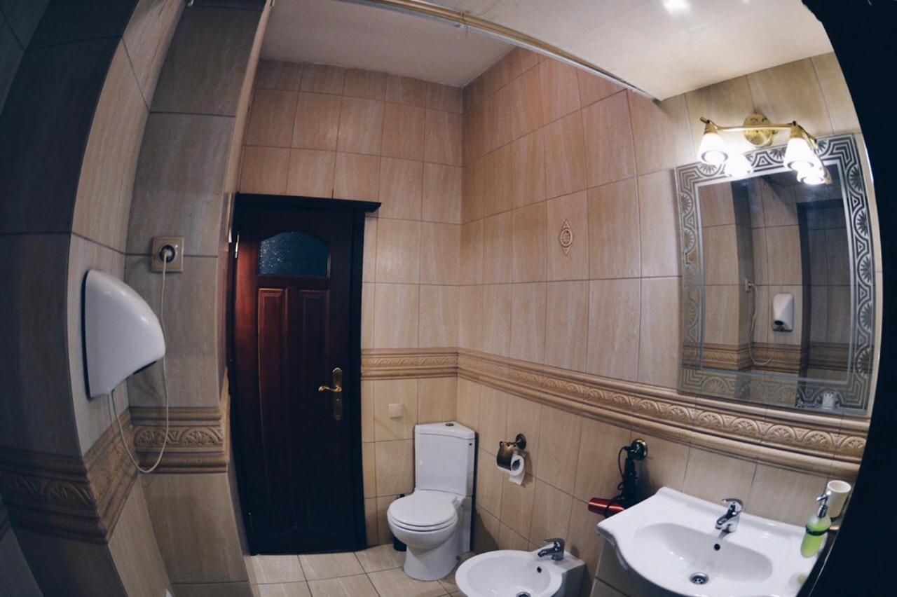 3-Room Apartments In Central City Львов Экстерьер фото